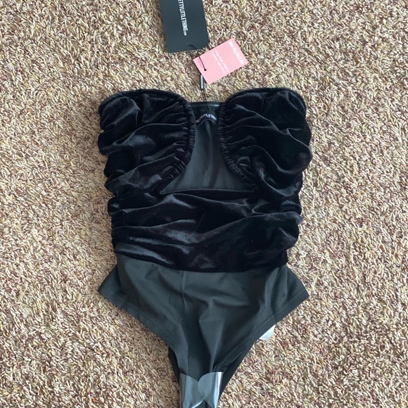 Brand new with tags velvet curved body suit - Picture 2 of 6